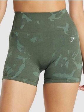 Gymshark Women's Olive Green High-Rise Seamless Bike Shorts